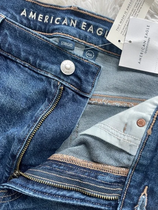 American Eagle Strigid Relaxed Denim Shorts - Picture 3 of 7